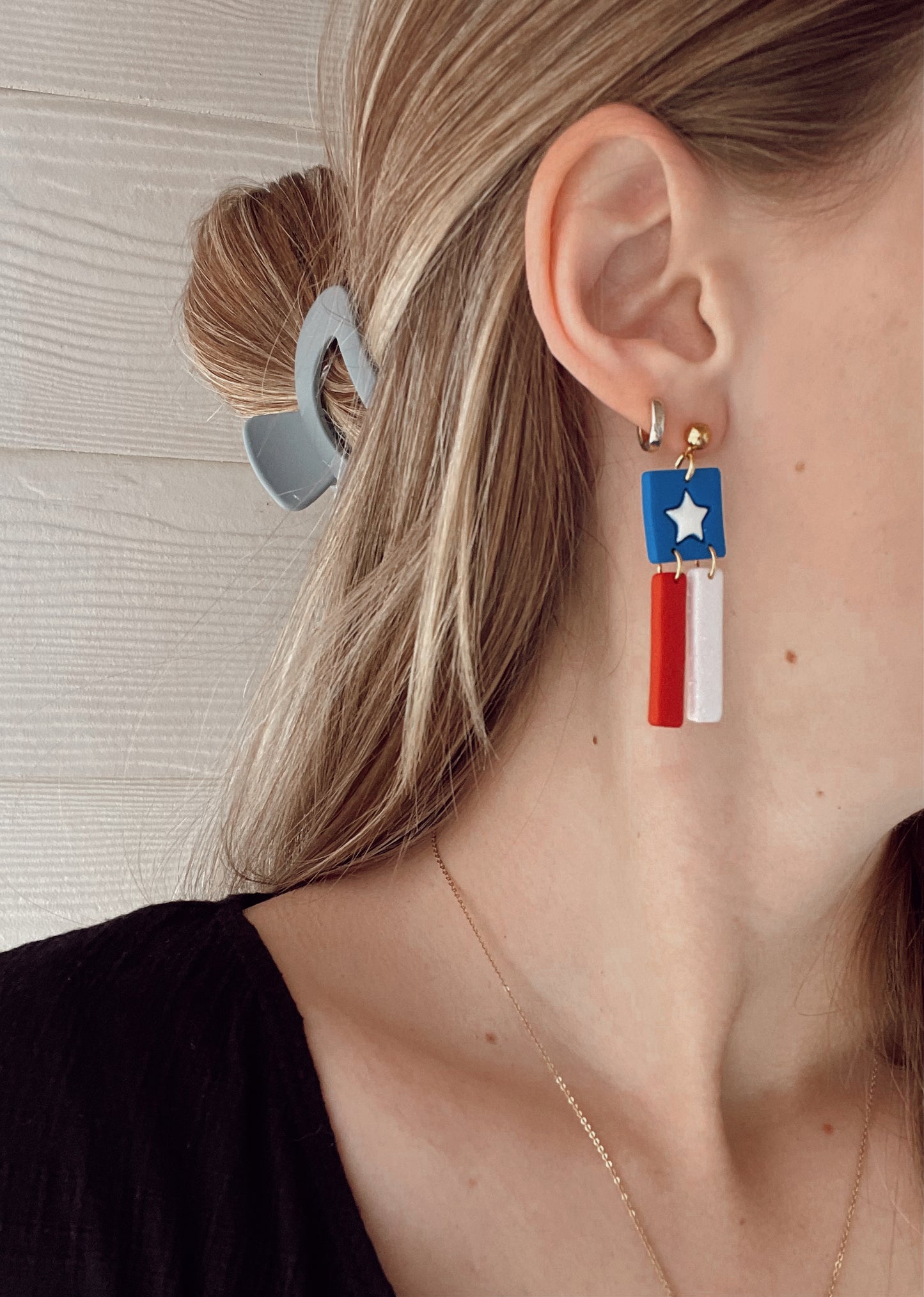 Hanging Flag Dangles