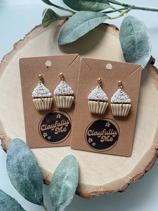 Cupcake dangles